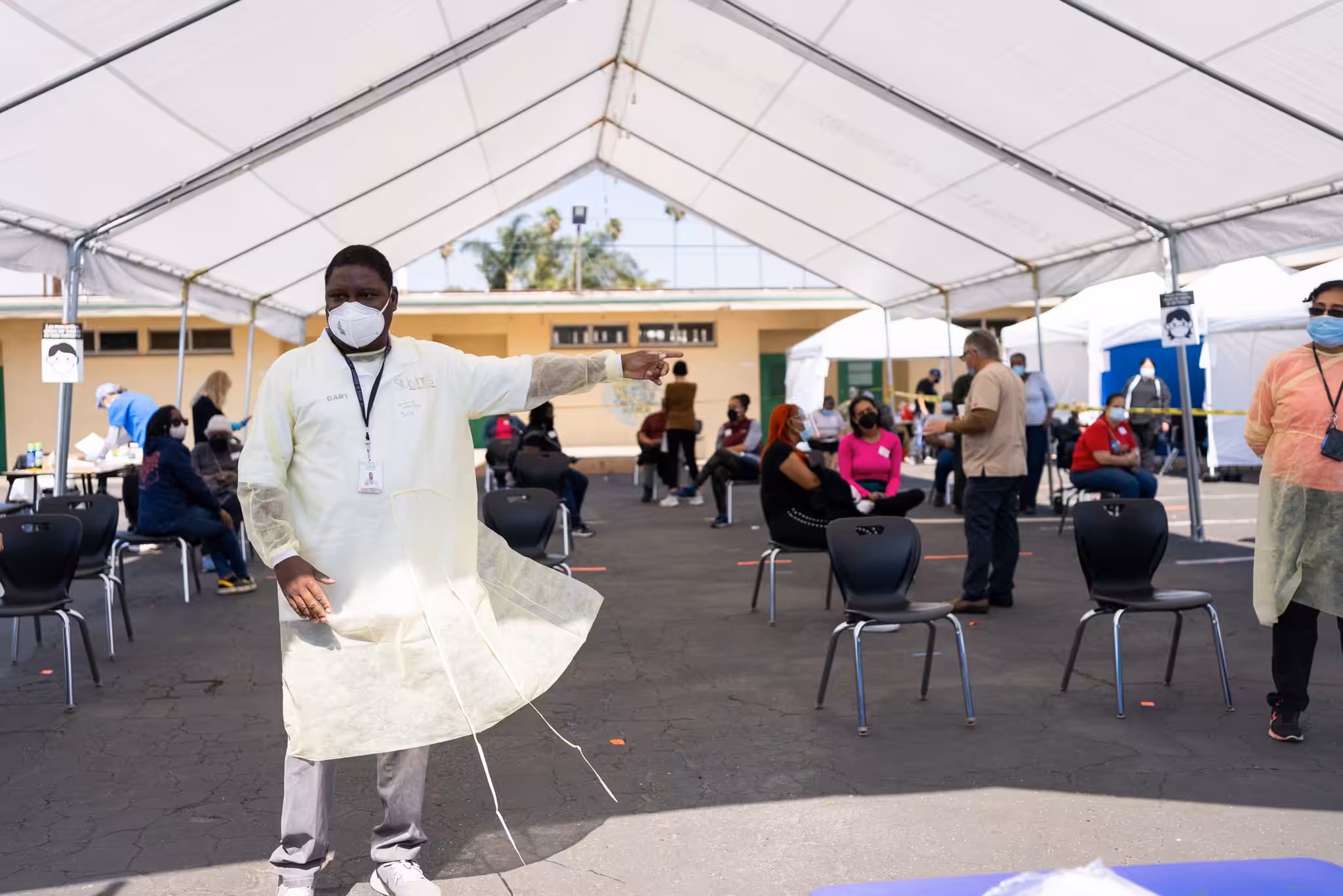 One LA Vaccinates 900 Seniors, Essential Workers in South LA